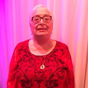 Meet your Posher, Sharon